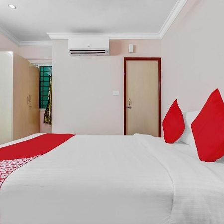 Pn Samy Inn Pondicherry Exterior photo